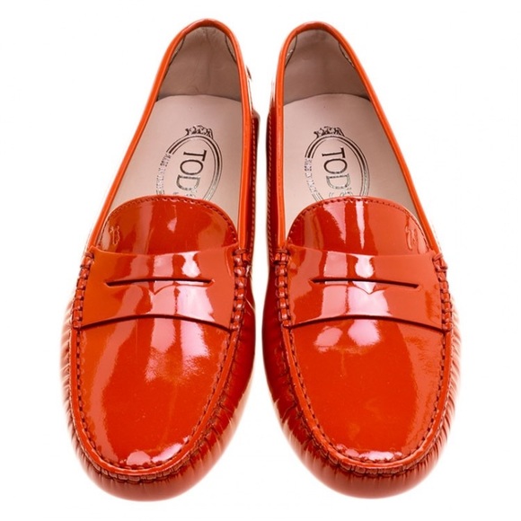 NEW ☀️ TOD’s Gommino Patent Leather Loafers☀️ Eye-catching Orange 🍊 - Picture 2 of 15